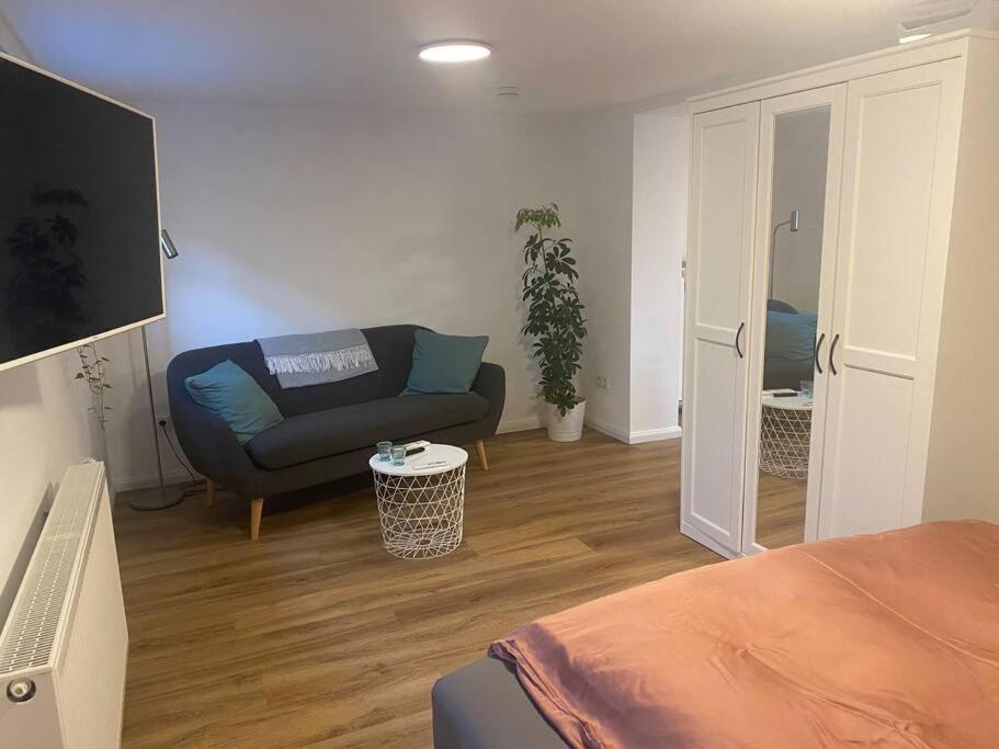 Klein Aber Oho! Neues Apartment In Stadt- Und Fuldanaehe Kassel Exterior photo